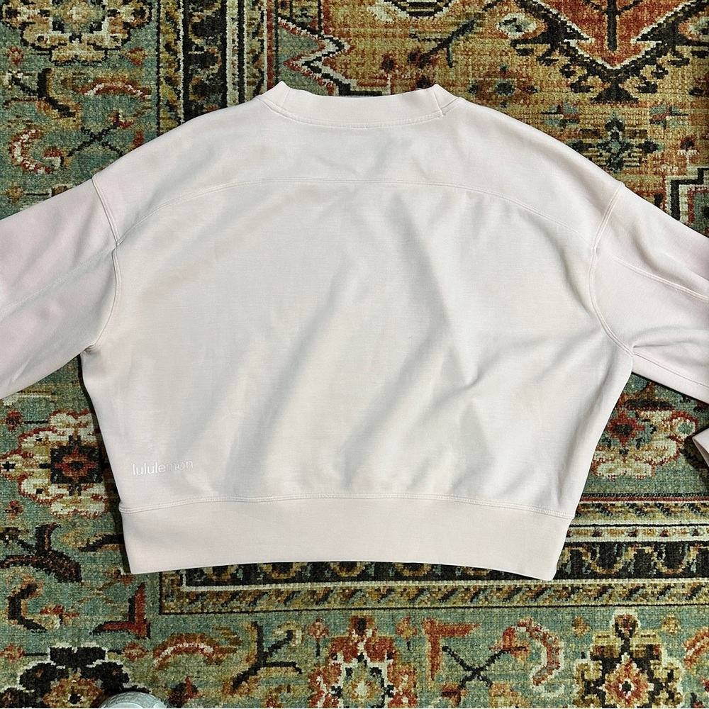 Lululemon Softstreme Perfectly Oversized Cropped Crew - Picture 8 of 9